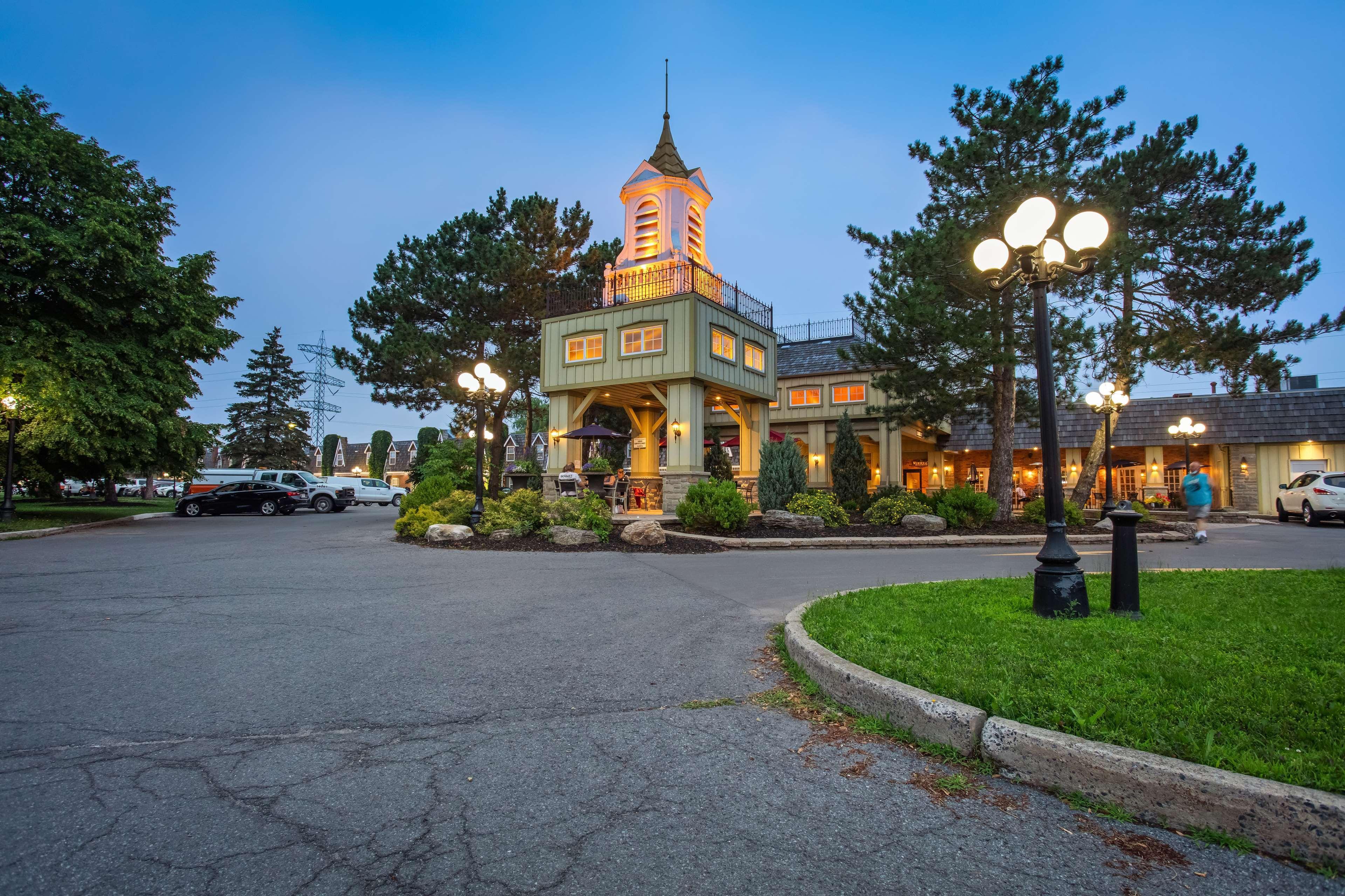 Best Western Parkway Inn&Conference Centre Cornwall Exterior foto